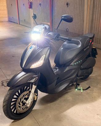 Piaggio Beverly 125