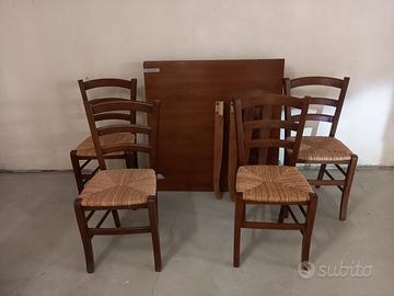 TAVOLO E SEDIE