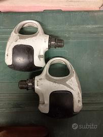 pedali bici da corsa 