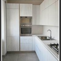 cucina angolare praticamente nuova 