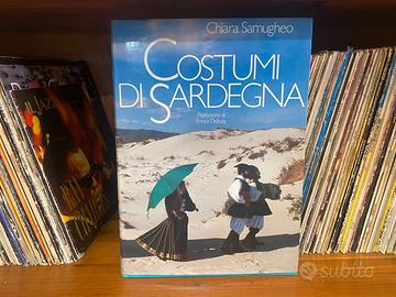 Costumi di Sardegna Chiara Samugheo unione sarda p