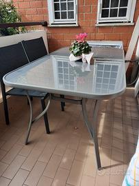 Tavolo da esterno 