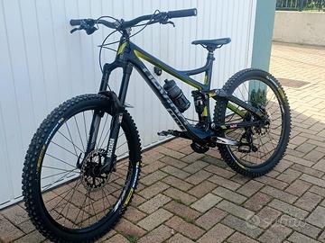 bici enduro DEVINCI Troy carbon 