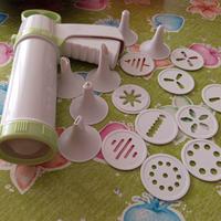  Sparabiscotti con 6 bocchette e 10 dischetti