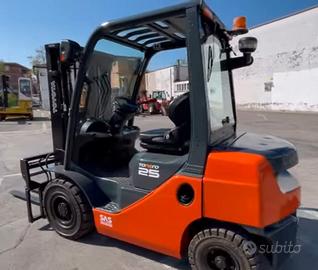 carrello elevatore usato