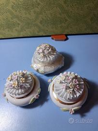 3 cofanetti porcellana Capodimonte con omaggi
