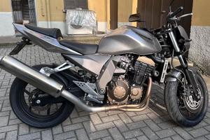 Kawasaki Z750  2005   8.875 km  Unico proprietario