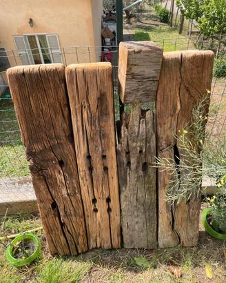 Travi in legno antico di quercia molto belle