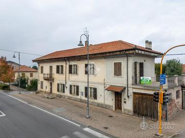 CASA SEMINDIPENDENTE A VILLAFALLETTO
