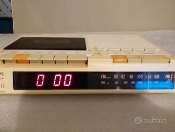 Orologio radio registratore a cassette Philips