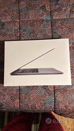 combo Macbook pro e Apple watch series 10 46 mm