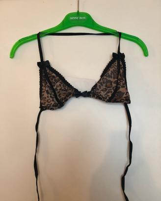 Completo (tg. M) leopardato con reggicalze