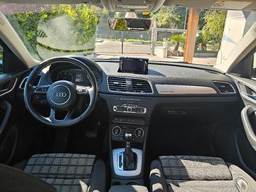 Audi Q3 2.0 tdi quattro Sline Stronic