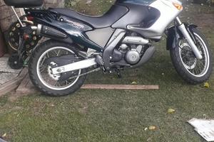 Aprilia Pegaso 650 (2002)