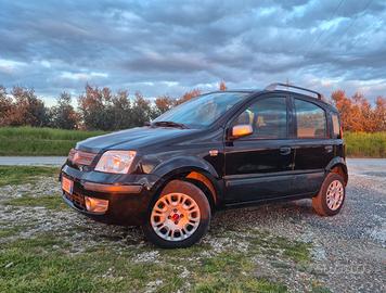 Adatta a neopatentati consumi bassissimi