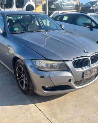 Ricambi per BMW 320D 2009
