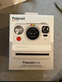 Polaroid Now White Everything Box