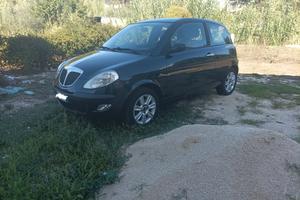 Lancia Ypsilon platino 1.3 Multijet 70 cv