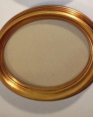 Cornice ovale in legno 18x24