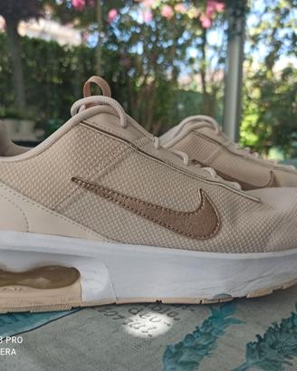 Nike scarpa Lifestyle Art rosa 42