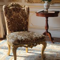 Poltrona Mid-Century in Stile Barocco