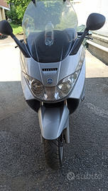 Piaggio x8