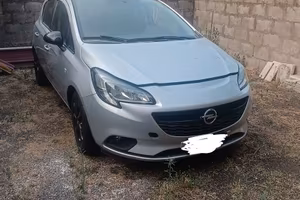 Opel Corsa 1.2 5 porte