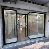 NEGOZIO A CESENATICO