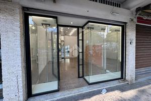 NEGOZIO A CESENATICO