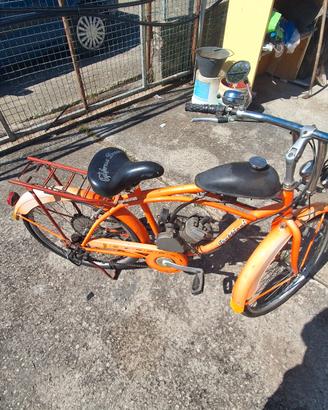 bicicletta cn motore a scoppio