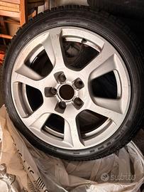 Gomme e cerchi il lega