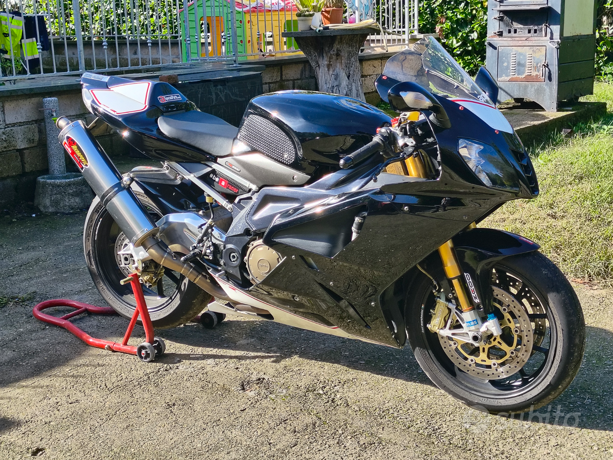 Aprilia rsv 1000 scarico Vendita in Motori