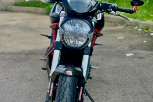 Ducati Monster 796 depotenziata