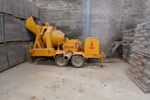 Bunker B100  pompa volumetrica