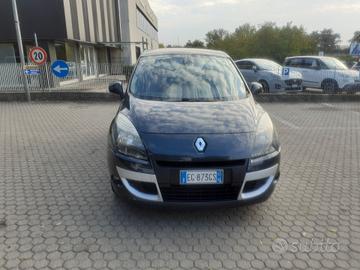 Renault Scenic Scénic X-Mod 1.6 dCi 130CV Luxe
