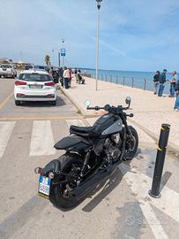 MOTO CUSTOM PARI AL NUOVO