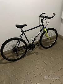 Bella bici 26 di ruota, perfetta pronto all’uso