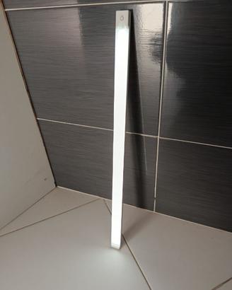 Barra Led 50cm USB Sensore e Dimmer Armadio