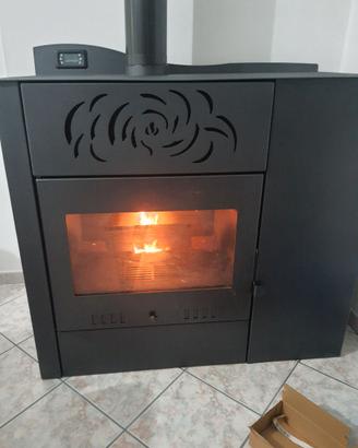 Stufa biomassa, Legna, pellet, nocciolino