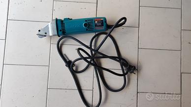 Taglia lamiera MAKITA