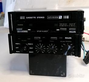 rak autoradio Phillips. 