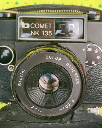 Macchina fotografica vintage Comet NK 135