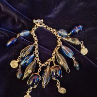 Bracciale con charms in vetro di Murano