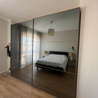 Armadio ante a specchio