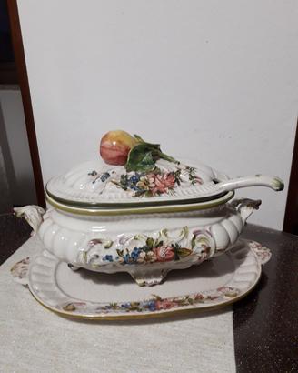 Centrotavola in ceramica