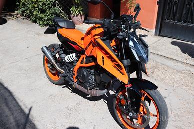 KTM Duke 390 (2025)