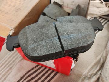 pastiglie freni anteriori 