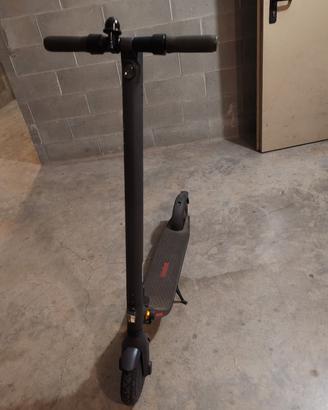 Monopattino Segway E25E 