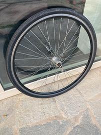 Ruota anteriore bici 28” nera con sgancio rapido