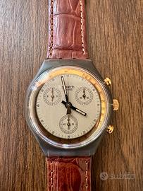 Swatch Chrono Goldfinger SCM100. Nuovo